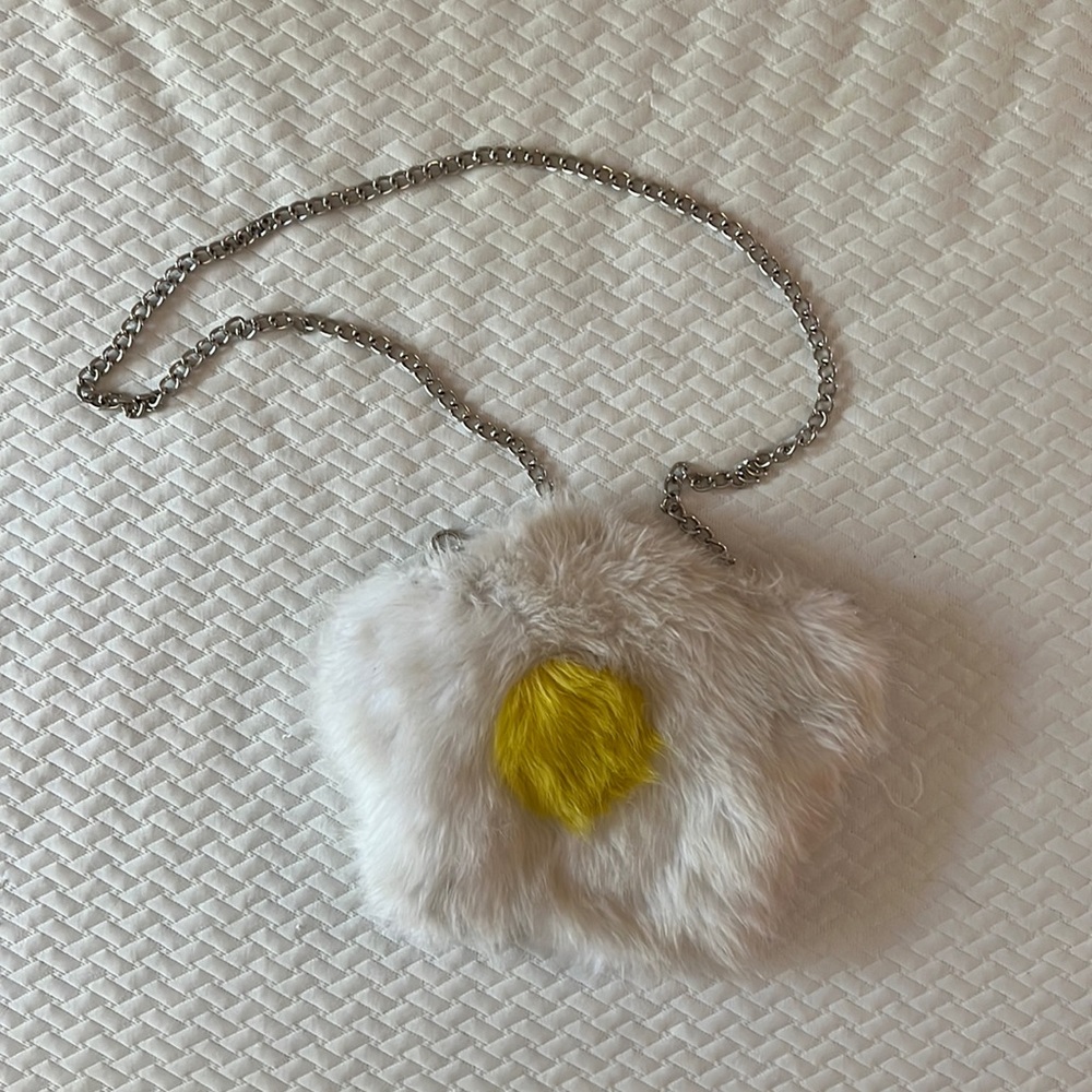 Egg purse